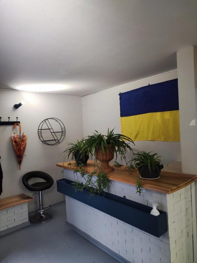 Ferienwohnung Shared Flat In An Artists District Pikris Gora Tbilisi Exterior foto